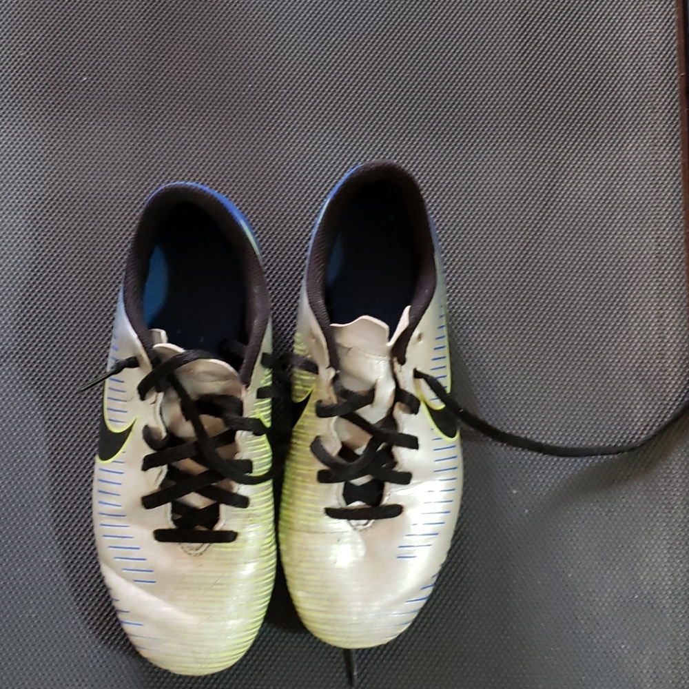 Nike Neymar Mercurial soccer cleats